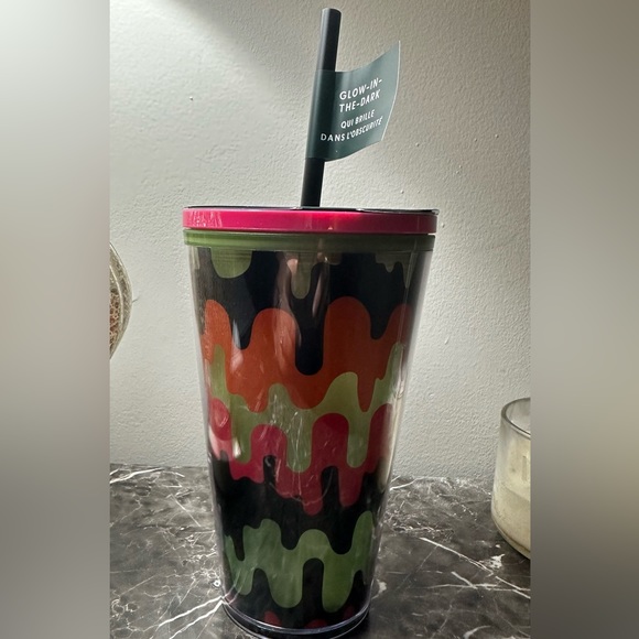 🎃 Starbucks 2023 Halloween Drippy Wave Tumbler – Glow-in-the-Dark 16oz – LE - Picture 3 of 6